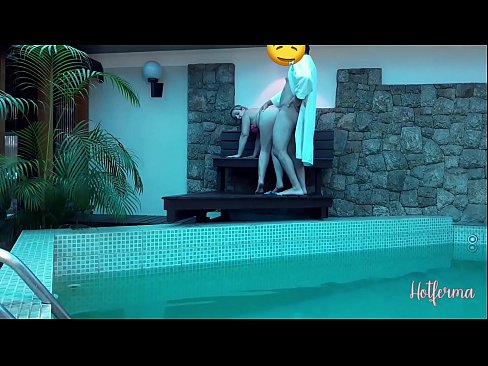 ❤️ Kāhea ʻo Boss i ke kaikamahine i ka loko wai, akā ʻaʻole hiki iā ia ke pale i ka wela ☑ Fucking video  ma haw.pornhdvideos.ru ️❤